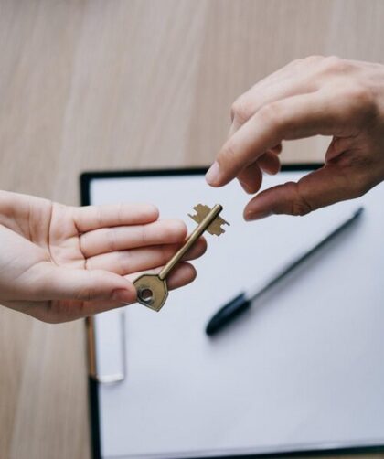 Jakie kroki należy podjąć przy zakupie mieszkania na rynku pierwotnym? - Mydło i Powidło kupno mieszkania